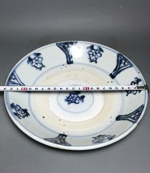古玩陶瓷精美花卉紋大盤拍賣，當(dāng)前價(jià)格680元