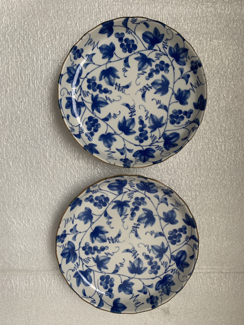古玩陶瓷花卉紋青花盤拍賣,當(dāng)前價(jià)格198元