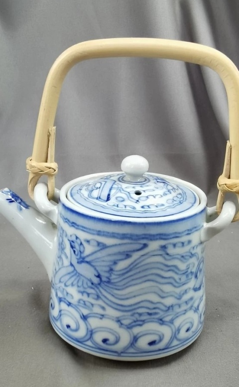 古玩陶瓷清晚期青花壺拍賣，當前價格1000元