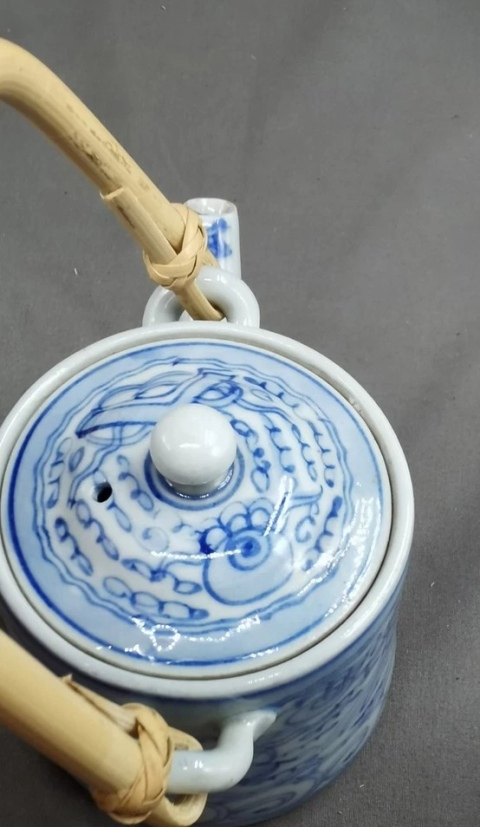 古玩陶瓷清晚期青花壺拍賣，當前價格1000元