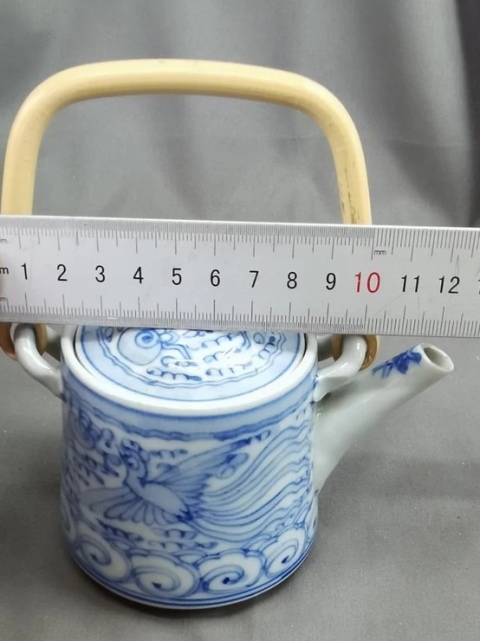 古玩陶瓷清晚期青花壺拍賣，當前價格1000元