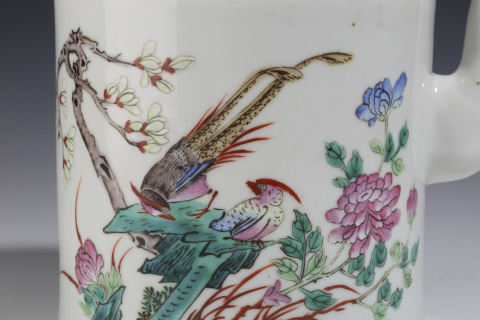 古玩陶瓷【優(yōu)品出品必出精品】清晚·粉彩花鳥紋茶壺拍賣,當(dāng)前價格2288元