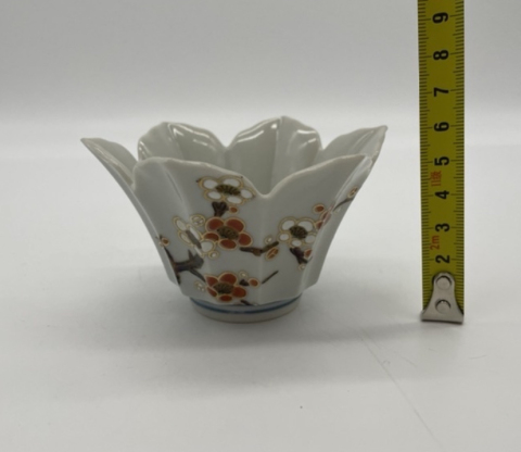 古玩陶瓷梅紋花口杯拍賣,當前價格198元