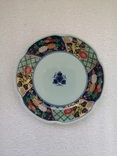 古玩陶瓷青花加彩描金盤拍賣，當(dāng)前價格150元