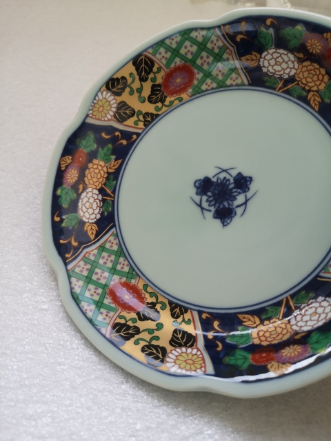 古玩陶瓷青花加彩描金盤拍賣，當(dāng)前價格150元