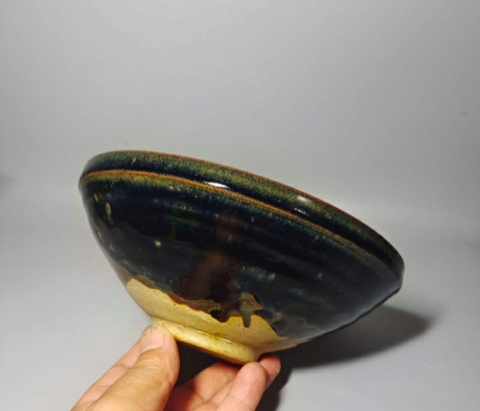 古玩陶瓷黑釉折沿碗拍賣，當(dāng)前價格3999元