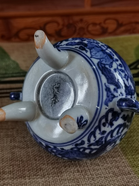 古玩陶瓷【精品熏爐】晚清民國青花元寶鈕雙耳熏爐拍賣，當前價格160元