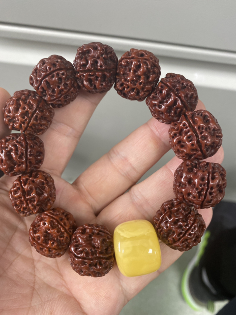 古玩雜項(xiàng)手盤金剛手串拍賣,當(dāng)前價(jià)格2800元
