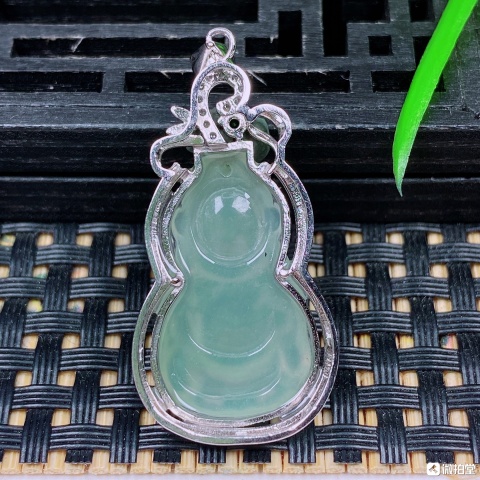 古玩玉器翡翠冰種財神掛墜拍賣,當前價格269元