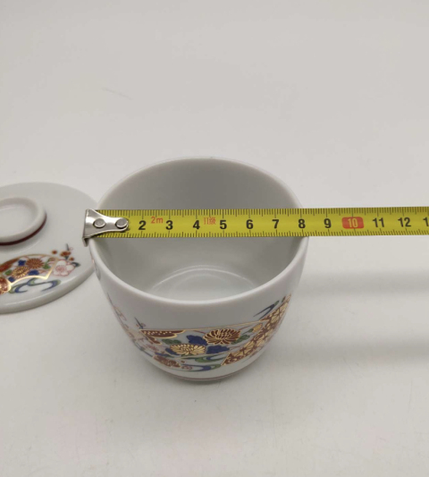 古玩陶瓷花卉紋彩繪描金蓋罐拍賣，當前價格220元