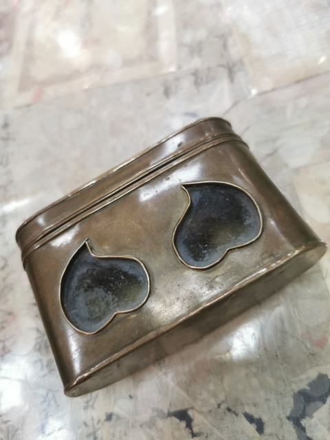 古玩雜項銅盒拍賣,當前價格388元