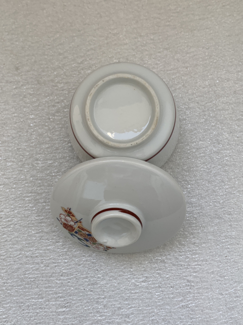 古玩陶瓷花卉紋彩繪描金蓋罐拍賣，當前價格220元