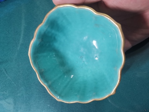 古玩陶瓷同治年制礬紅四字雙行款黃地云鶴紋粉彩碗拍賣,當前價格2800元