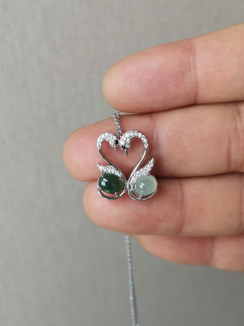 古玩玉器翡翠鑲嵌件拍賣，當前價格220元