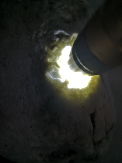 古玩玉器翡翠原石拍賣，當前價格750元