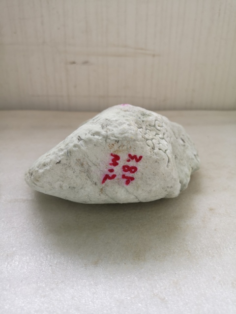 古玩玉器翡翠原石拍賣,當(dāng)前價(jià)格680元