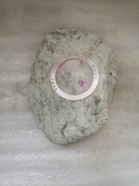 古玩玉器翡翠原石拍賣,當(dāng)前價(jià)格680元