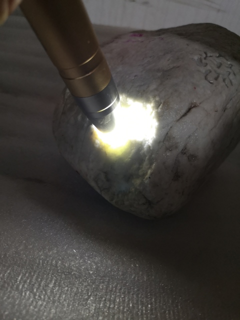古玩玉器翡翠原石拍賣，當前價格750元