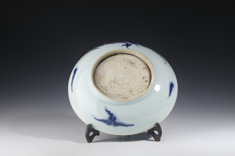 古玩陶瓷雍正青花過墻龍紋大盤拍賣，當(dāng)前價(jià)格15800元
