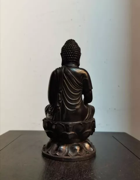 古玩雜項(xiàng)紫檀木釋迦摩尼佛擺件拍賣,當(dāng)前價(jià)格2800元