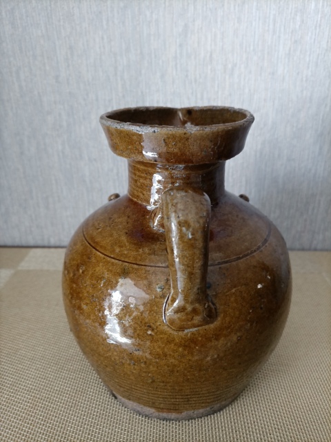 古玩陶瓷清代:醬釉壺拍賣,當前價格1280元
