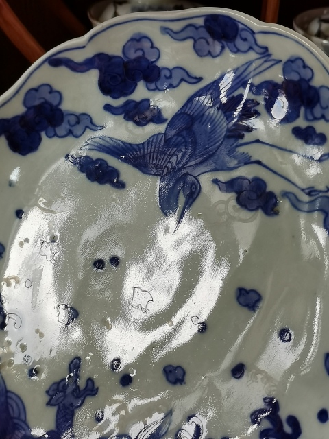 古玩陶瓷【精美擺設盤】十九世紀青花“龜鶴齊齡”花口盤拍賣,當前價格700元