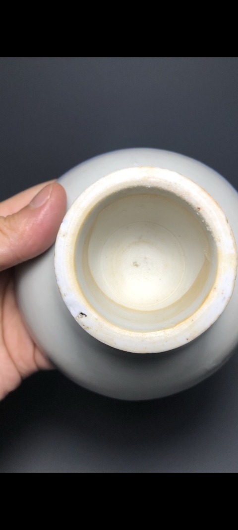 古玩陶瓷【清代】蝶紋青花高足盤【傳世佳品】拍賣，當前價格599元