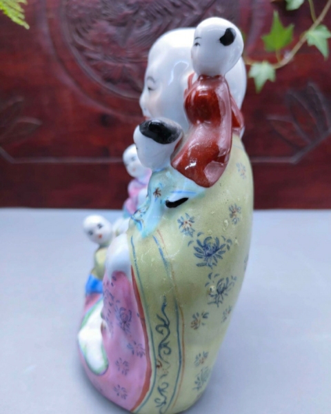 古玩陶瓷粉彩五子鬧佛塑像拍賣，當前價格1298元