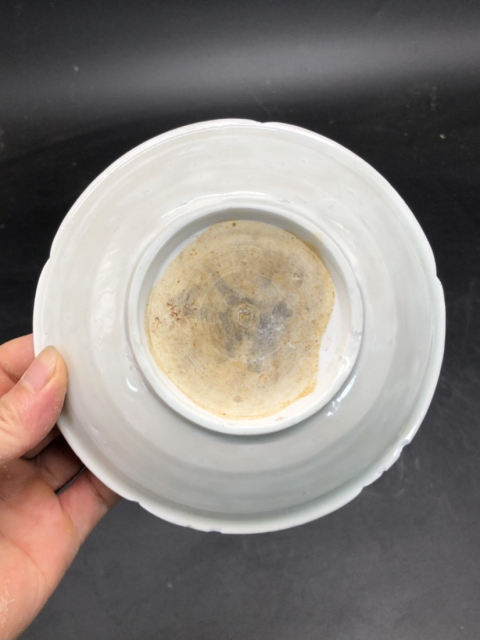 古玩陶瓷五代宣州窯白瓷葵口洗拍賣，當(dāng)前價格3980元