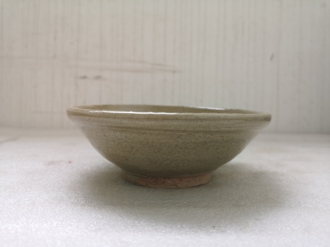 古玩陶瓷龍泉窯系青瓷唇口碗拍賣,當前價格550元