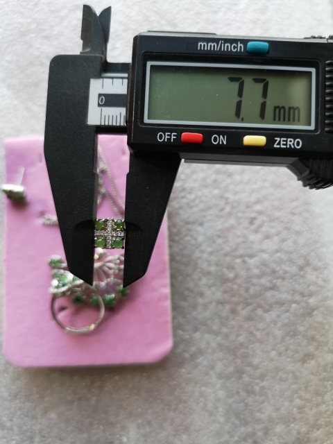 古玩玉器翠套裝拍賣，當前價格680元