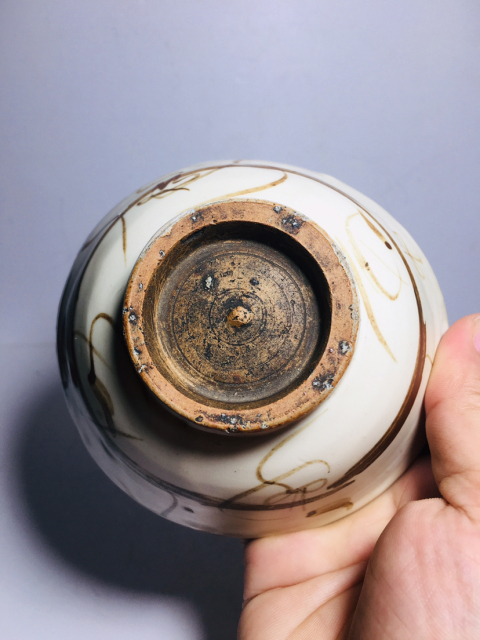 古玩陶瓷(清早期)靈芝紋磁州窯茶碗拍賣,當前價格0元