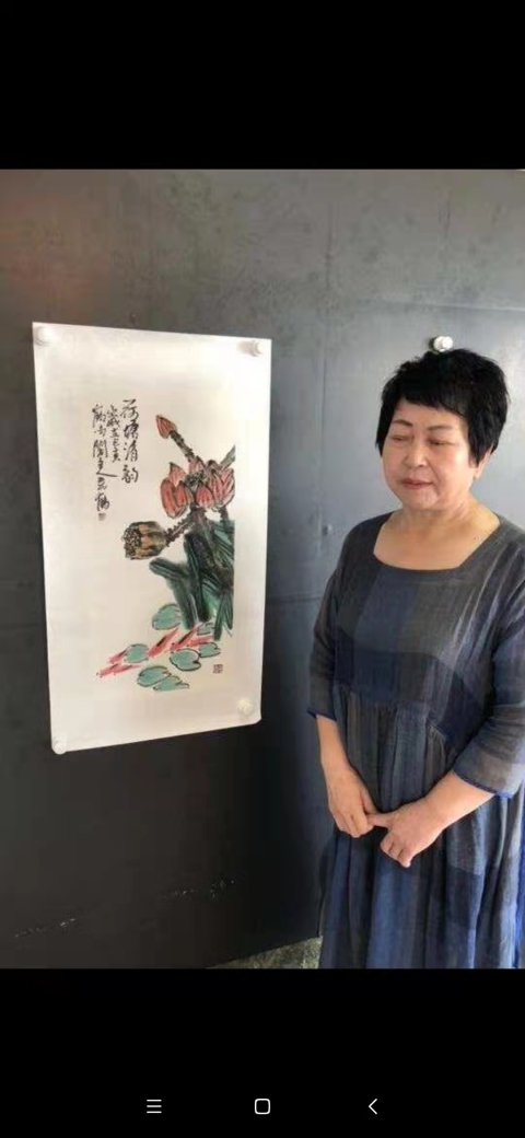 古玩字畫郭石夫關門弟子楊小娥老師荷塘清韻鏡片拍賣，當前價格688元