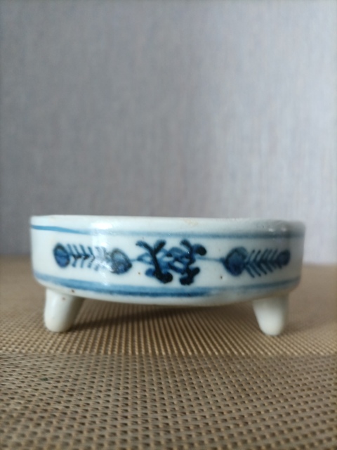 古玩陶瓷清中期.青花三足洗拍賣，當前價格880元