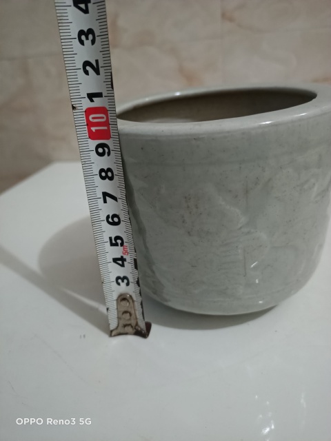 古玩陶瓷豆青釉三足筒式香爐拍賣,當前價格1800元