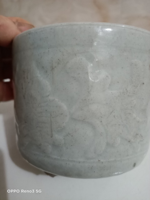 古玩陶瓷豆青釉三足筒式香爐拍賣,當前價格1800元