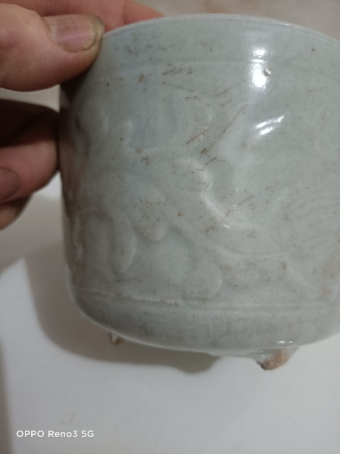 古玩陶瓷豆青釉三足筒式香爐拍賣,當前價格1800元
