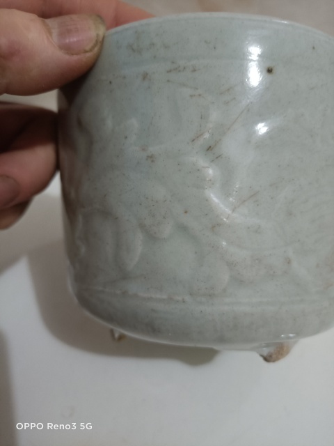 古玩陶瓷豆青釉三足筒式香爐拍賣,當前價格1800元