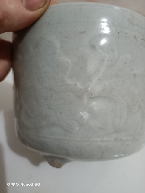 古玩陶瓷豆青釉三足筒式香爐拍賣,當前價格1800元
