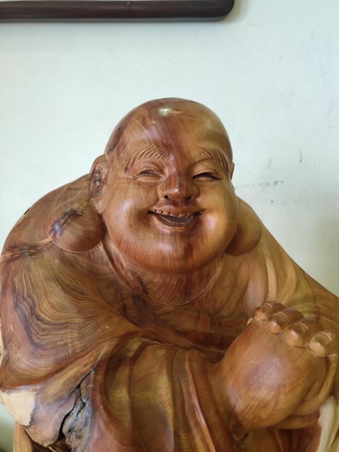古玩雜項(xiàng)太行崖柏雙色老料恭喜發(fā)財(cái)彌勒佛拍賣,當(dāng)前價(jià)格6666元