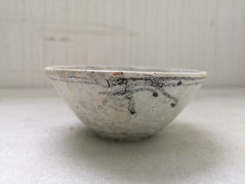 古玩陶瓷摩羯龍紋青花碗拍賣，當前價格450元
