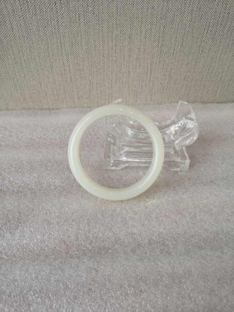 古玩玉器和田玉扁鐲子拍賣,當前價格850元
