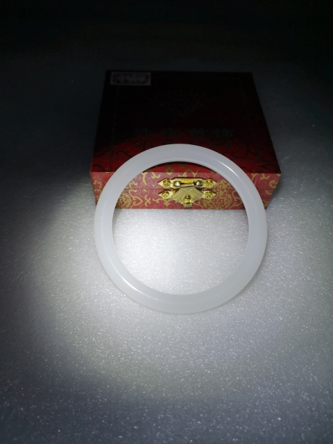 古玩玉器細條鐲子拍賣,當前價格680元