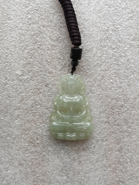 古玩玉器翡翠觀音拍賣(mài)，當(dāng)前價(jià)格850元