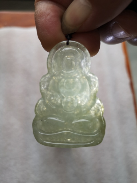 古玩玉器翡翠觀音拍賣(mài)，當(dāng)前價(jià)格850元