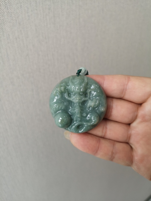 古玩玉器翡翠龍牌拍賣，當前價格550元