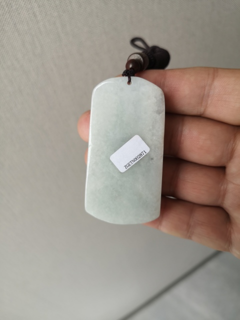 古玩玉器山水牌子拍賣，當前價格398元