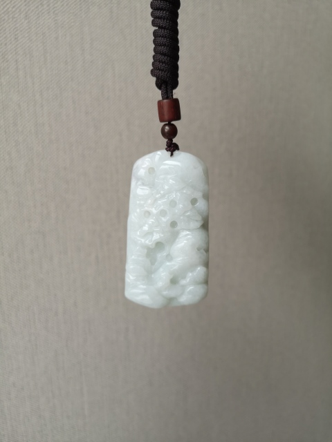古玩玉器山水牌子拍賣，當前價格398元