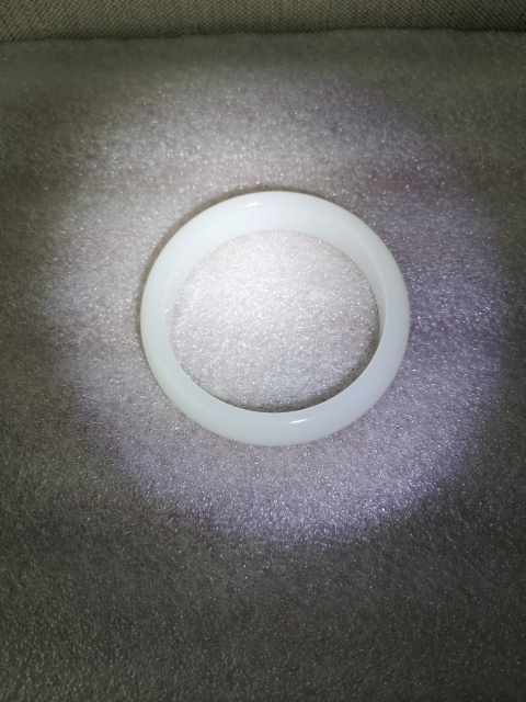 古玩玉器和田玉扁鐲子拍賣,當前價格850元
