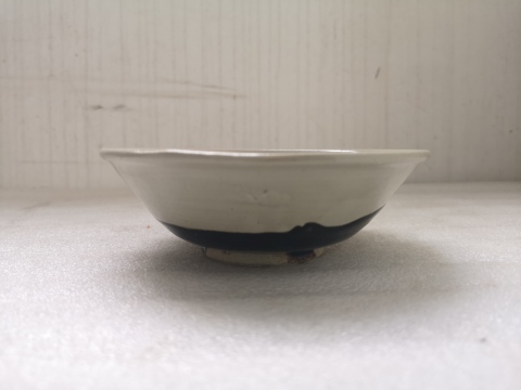 古玩陶瓷磁州窯白底黑釉碗拍賣,當前價格680元